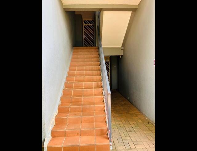 3 BEDROOM APARTMENT FOR SALE IN WESTDENE